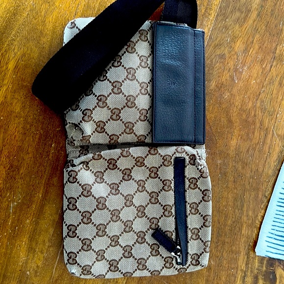 Gucci GG Monigram Doyble Pocket Belt Bag Dark Brown - Picture 1 of 11